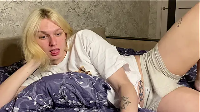 evelina228 online show from 11/18/25, 07:51