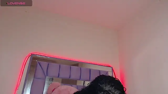 Snapshot of Icyjackson chatting on 06/23/26, 03:48 Icyjackson online show from 06/23/26, 03:48