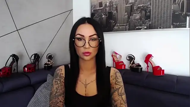 Fayestrip online show from 09/24/25, 01:58
