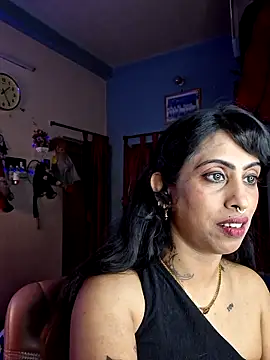 Love Beauty01 online show from 04/19/26, 07:27