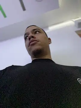 AlphaMasterXxx online show from 11/30/25, 01:04