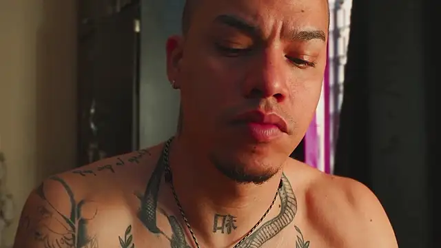 AlphaMasterXxx online show from 03/27/26, 03:56