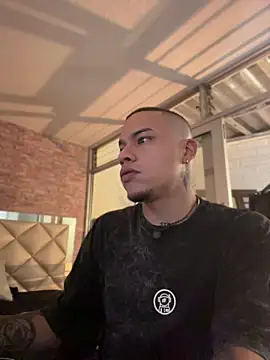 AlphaMasterXxx online show from 04/21/26, 03:02