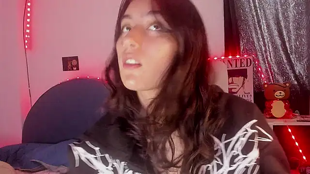 namiiwhite online show from 09/21/25, 03:46