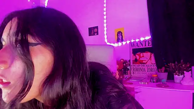 namiiwhite online show from 10/04/25, 04:32