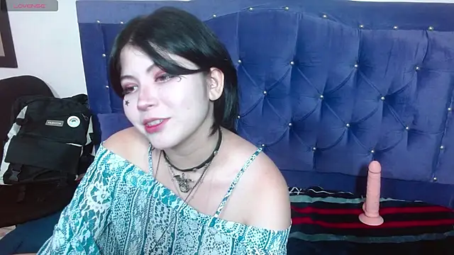 Snapshot of Ginebra_Sensual chatting on 10/02/25, 12:01 Ginebra Sensual online show from 10/02/25, 12:01