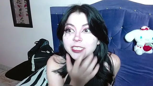 Snapshot of Ginebra_Sensual chatting on 10/11/25, 12:47 Ginebra Sensual online show from 10/11/25, 12:47
