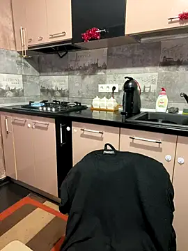 JaneetDeea online show from 12/18/25, 12:06