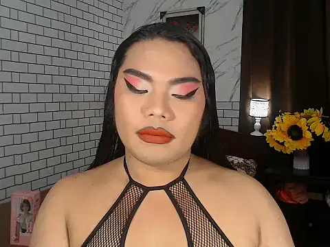 TSbrianaHugeCock online show from 09/26/25, 06:34