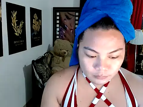 TSbrianaHugeCock online show from 04/18/26, 01:59