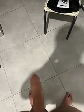 Novinho16cmz online show from 04/07/26, 03:40