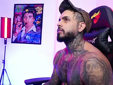 logan hugh8 online show from 11/05/25, 06:35