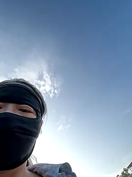 coco-o online show from 09/28/25, 11:10