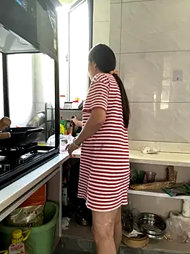 coco-o online show from 10/01/25, 04:07