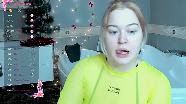 HelenHartt online show from 12/23/25, 01:25