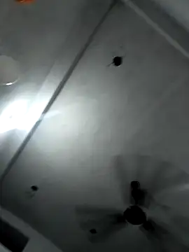 Snapshot of liza-212 chatting on 09/22/25, 07:32 liza-212 online show from 09/22/25, 07:32