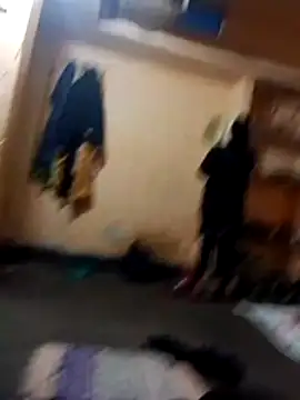 Snapshot of liza-212 chatting on 12/20/25, 12:56 liza-212 online show from 12/20/25, 12:56