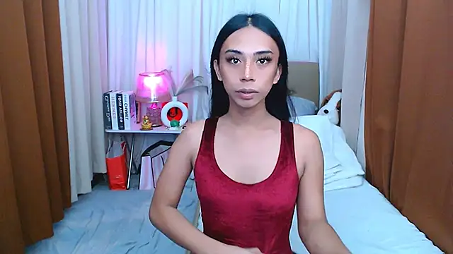 Snapshot of scarlet_smith7 chatting on 05/15/26, 02:29 scarlet smith7 online show from 05/15/26, 02:29