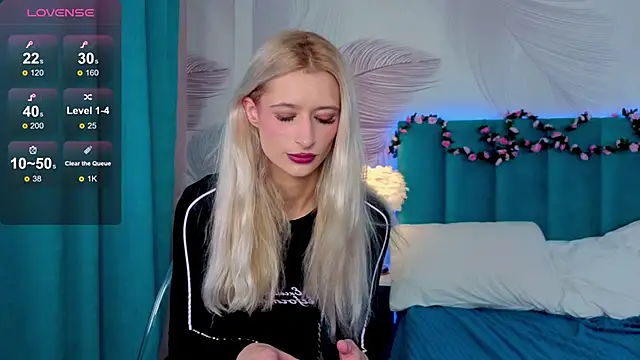 Monica Leen online show from 11/26/25, 06:25