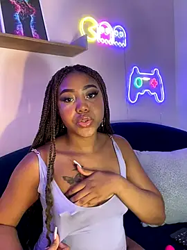 AngelaRoberts online show from 09/28/25, 04:56