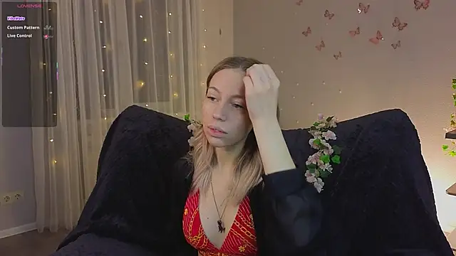 NyxaThorn online show from 01/17/26, 03:06