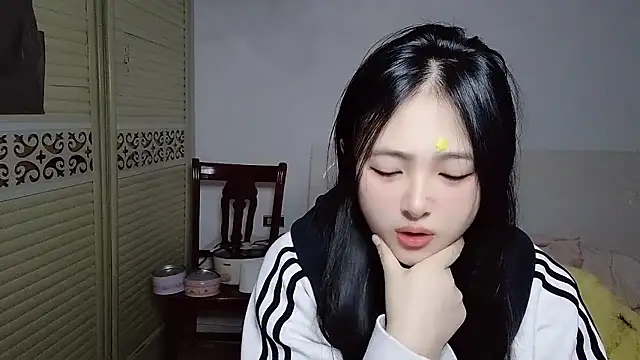 Snapshot of xxz98 chatting on 01/11/26, 05:40 xxz98 online show from 01/11/26, 05:40