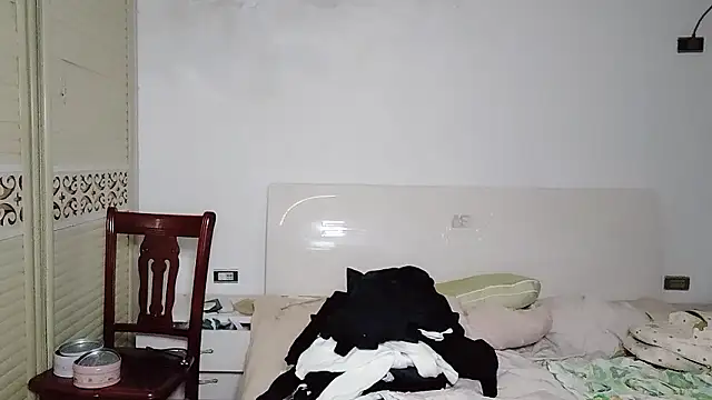 Snapshot of xxz98 chatting on 01/15/26, 08:56 xxz98 online show from 01/15/26, 08:56