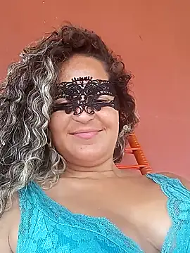 RaphinhaSanches online show from 03/18/26, 05:27