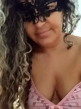 RaphinhaSanches online show from 04/24/26, 11:01