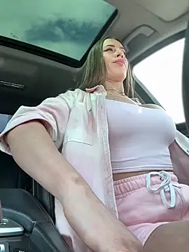  JessyRey  online show from 06/04/26, 10:10