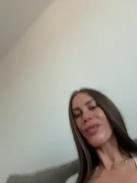 Snapshot of _JessyRey_ chatting on 06/14/26, 10:50 JessyRey online show from 06/14/26, 10:50