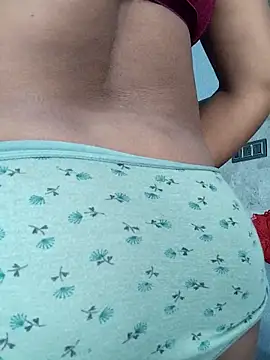 Snapshot of Laxmi_89 chatting on 06/27/26, 03:22 Laxmi 89 online show from 06/27/26, 03:22