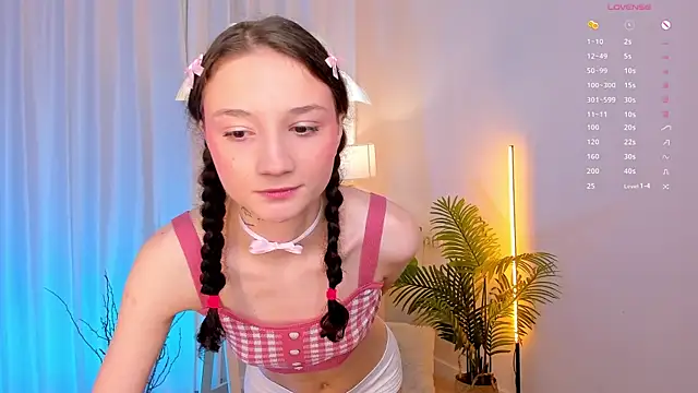 MilliMouse online show from 12/01/25, 11:10