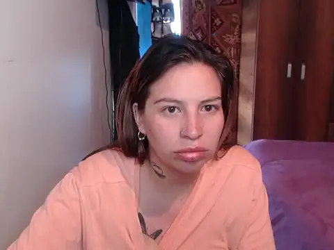 cloequeen15 online show from 02/25/26, 12:59