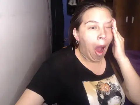 cloequeen15 online show from 02/28/26, 01:50