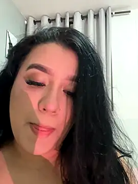 Aliciawhitee online show from 10/27/25, 02:04