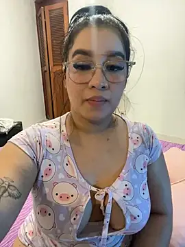 Aliciawhitee online show from 11/07/25, 01:05