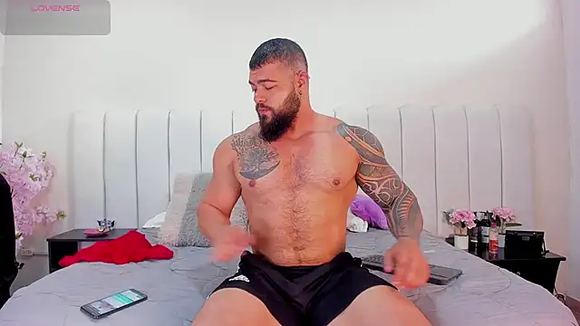 Snapshot of college_muscle_ass1 chatting on 09/15/25, 02:50 college muscle ass1 online show from 09/15/25, 02:50