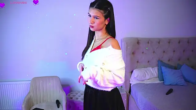 LaylaHoeft online show from 10/02/25, 03:19