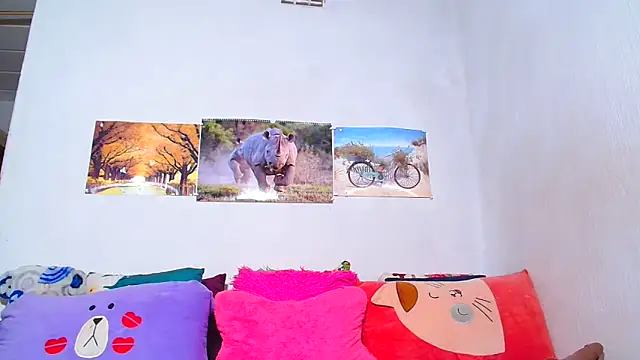 LoloQueen5 online show from 11/19/25, 07:03