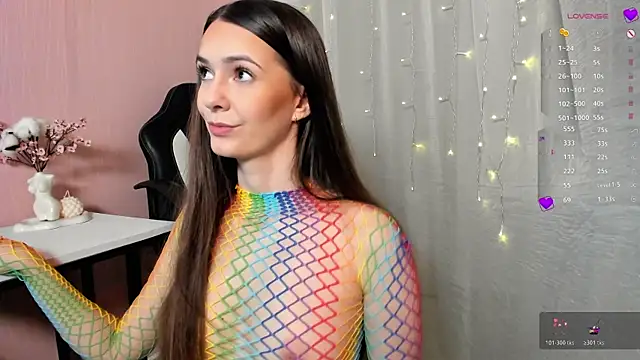 Monica Velvet online show from 10/21/25, 10:32