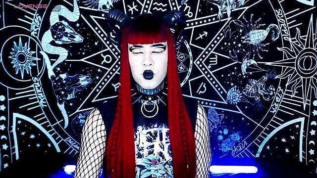 naomi satan online show from 10/11/25, 12:43