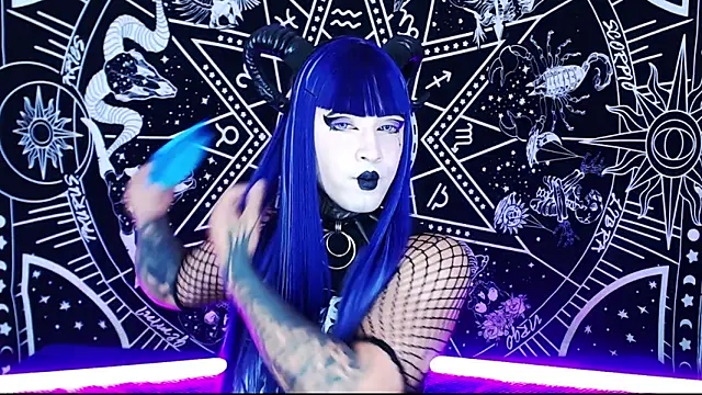 Snapshot of naomi_satan chatting on 04/16/26, 11:07 naomi satan online show from 04/16/26, 11:07