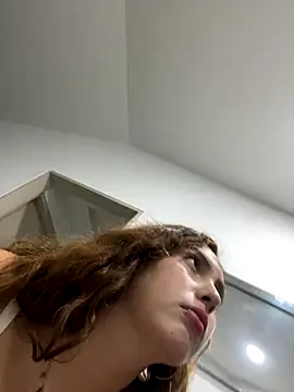 Samantha 2190 online show from 11/29/25, 04:26