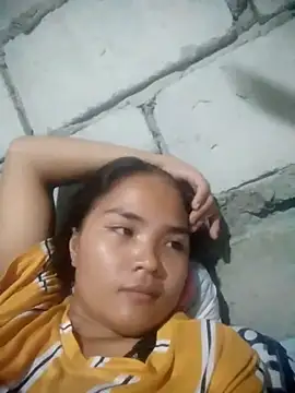 Sexy-Mama25 online show from 10/27/25, 02:54