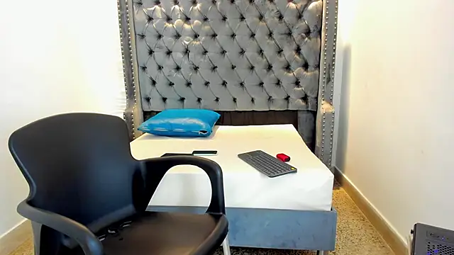 nero reyd online show from 02/05/26, 07:29