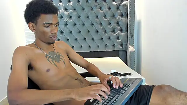 nero reyd online show from 04/10/26, 07:29