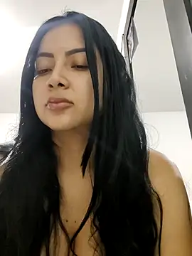 MayteCullen online show from 10/25/25, 06:43