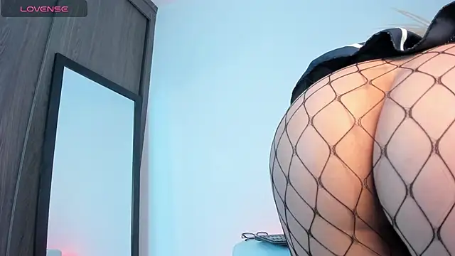 Noami Rose online show from 02/02/26, 10:52