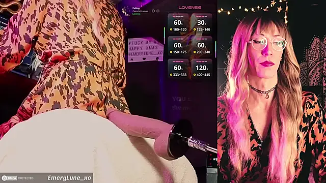 Snapshot of EmeryLune_xo chatting on 01/07/26, 05:43 EmeryLune xo online show from 01/07/26, 05:43